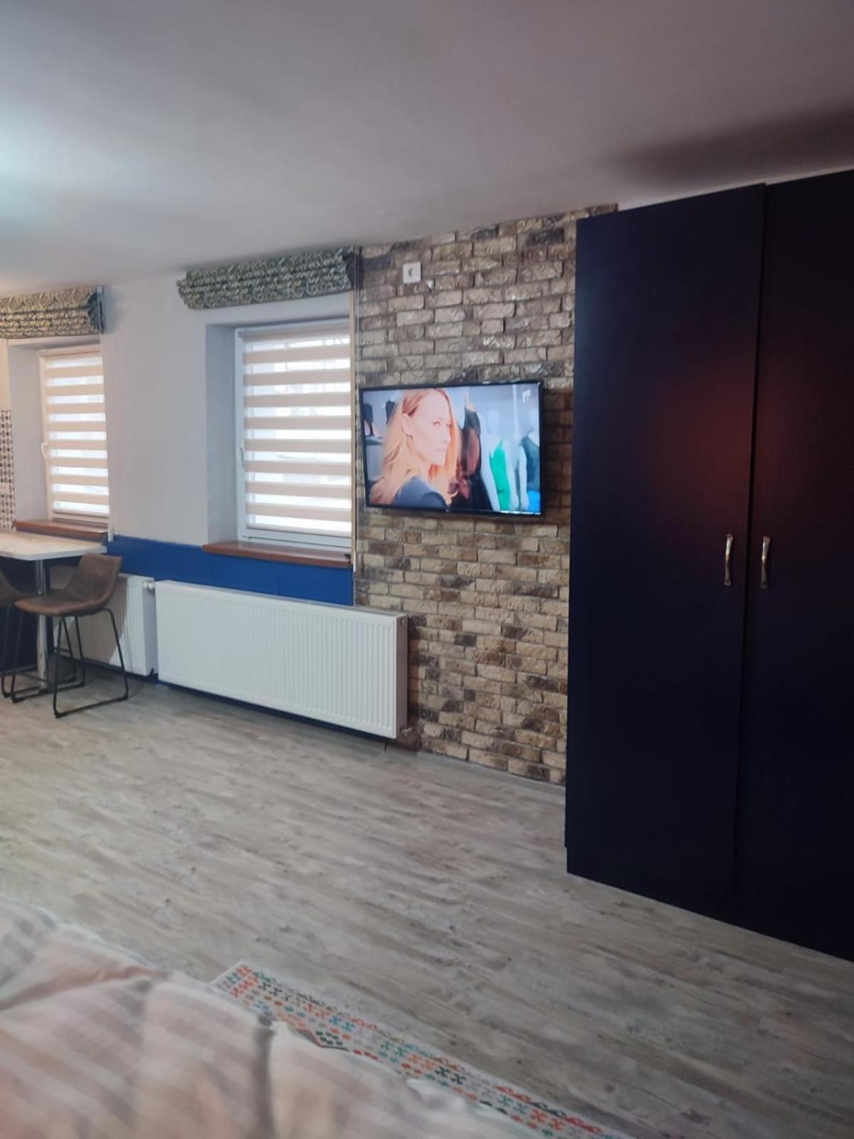 Lukas Haus Appartement Braşov Buitenkant foto